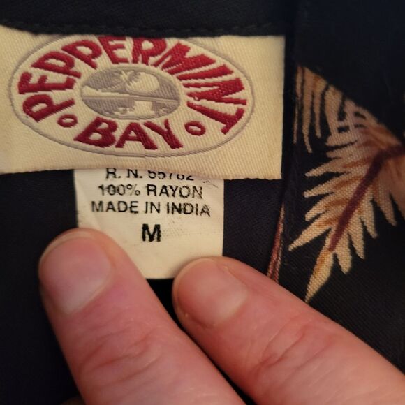 Peppermint Bay sleeveless A-line shift dress, keyhole close, size M - Picture 3 of 5